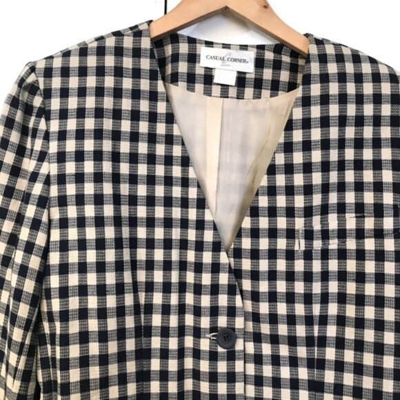 Casual Corner Linen Blend Plaid Blazer – Navy & Sand, 10, Fully Lined, Like New - Picture 6 of 13
